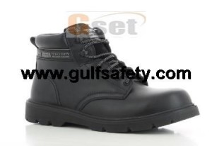 SHOE 39